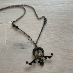 Vintage Art Deco Floral Charm Necklace